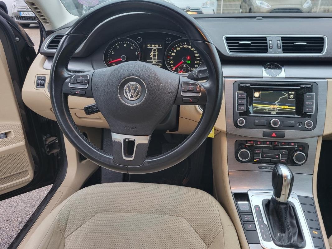 Volkswagen Passat - Photo 8