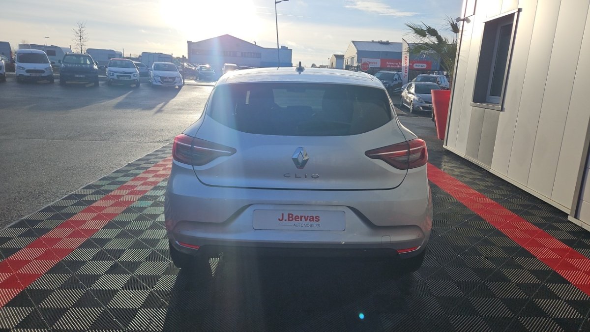 Renault Clio - Photo 6