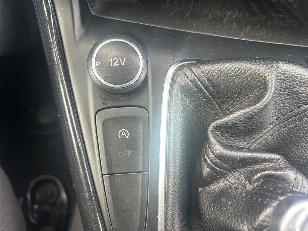 Ford Focus - Photo 16