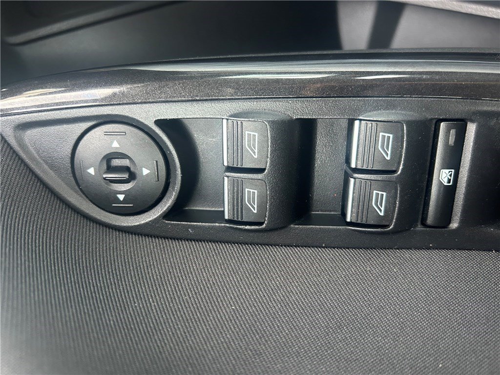 Ford Focus - Photo 19