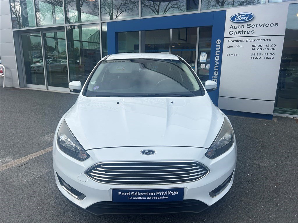 Ford Focus - Photo 2