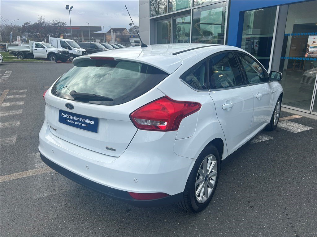 Ford Focus - Photo 7