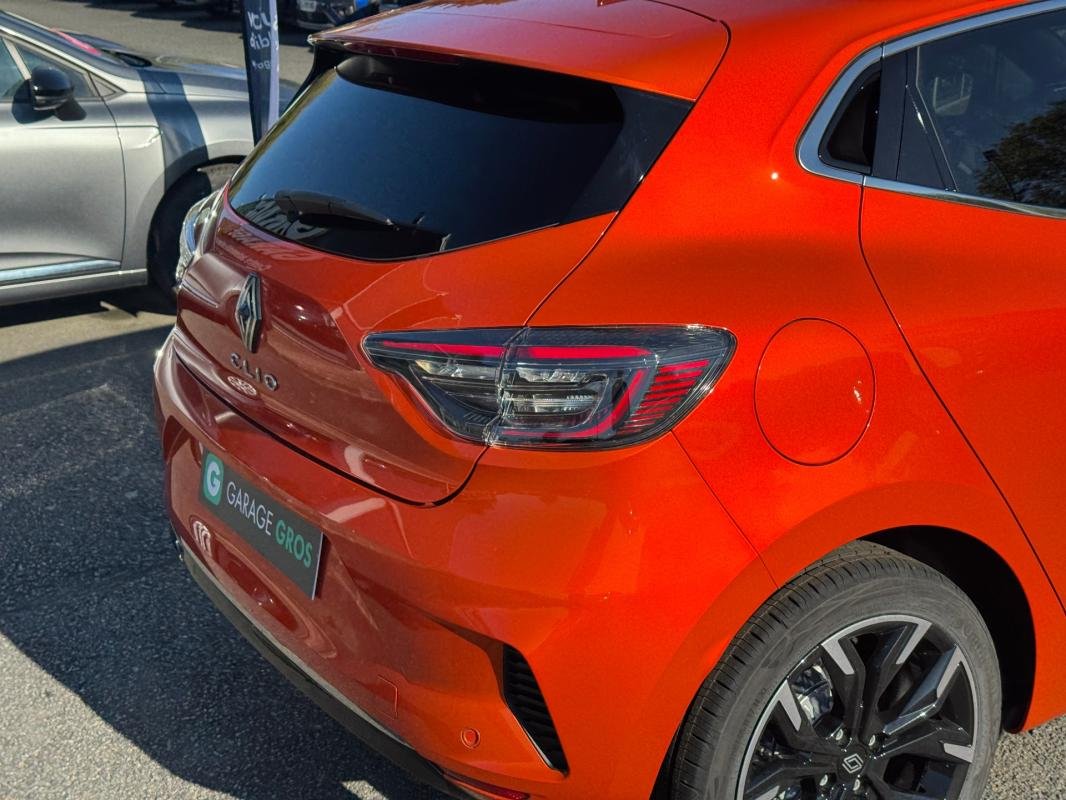 Renault Clio - Photo 22