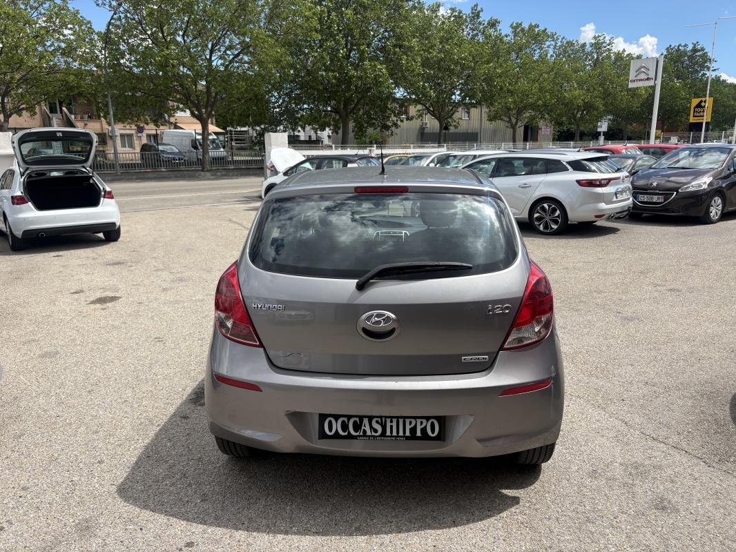 Hyundai i20 - Photo 2