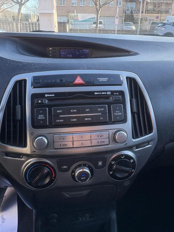 Hyundai i20 - Photo 9