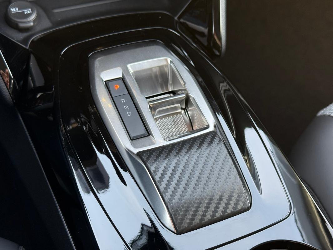 Peugeot 208 - Photo 18
