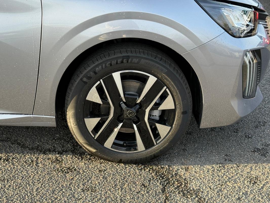 Peugeot 208 - Photo 24