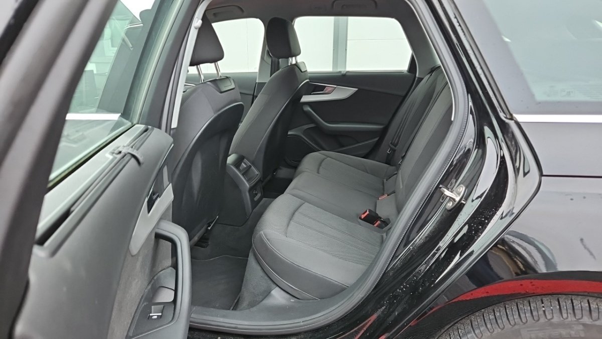 Audi A4 Avant - Photo 11