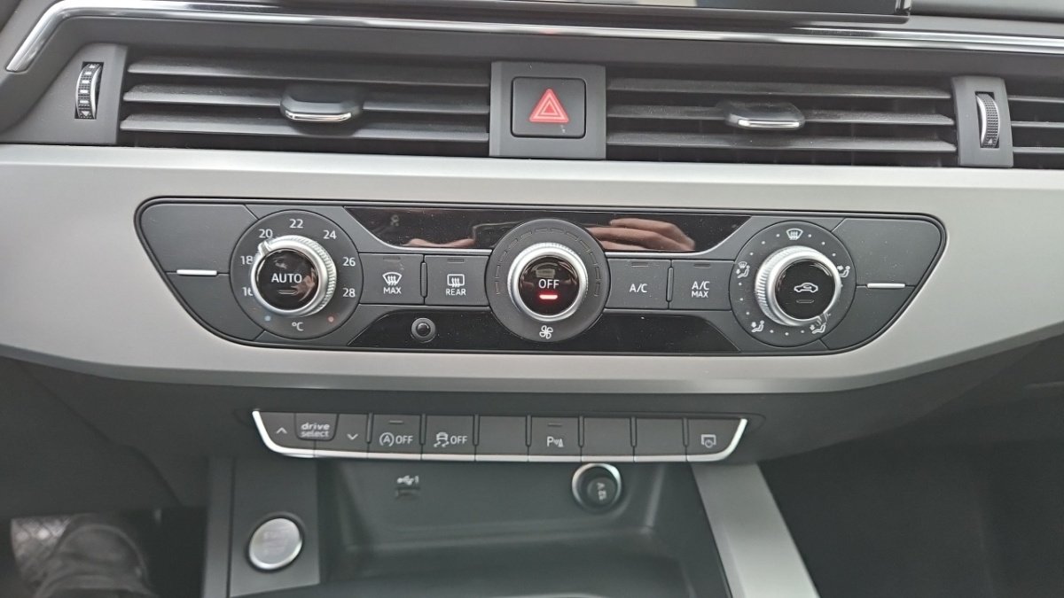 Audi A4 Avant - Photo 29
