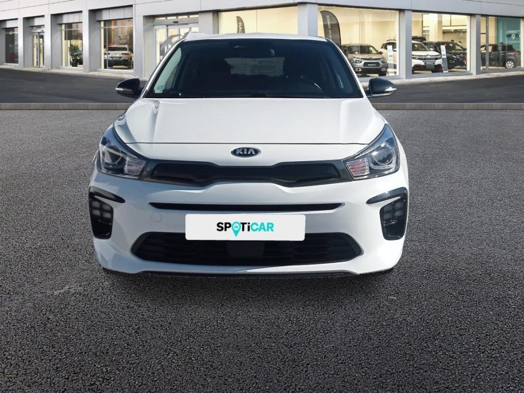 Kia Rio - Photo 2