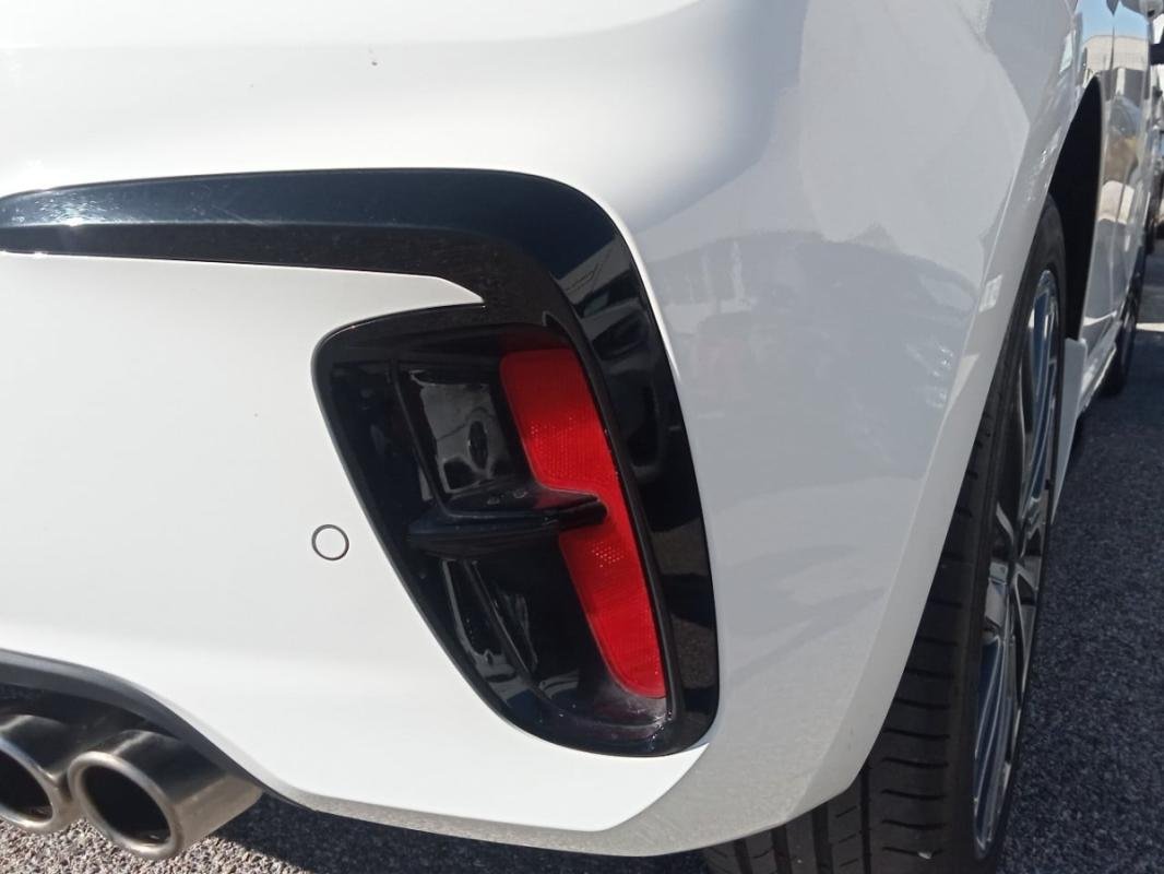 Kia Rio - Photo 31