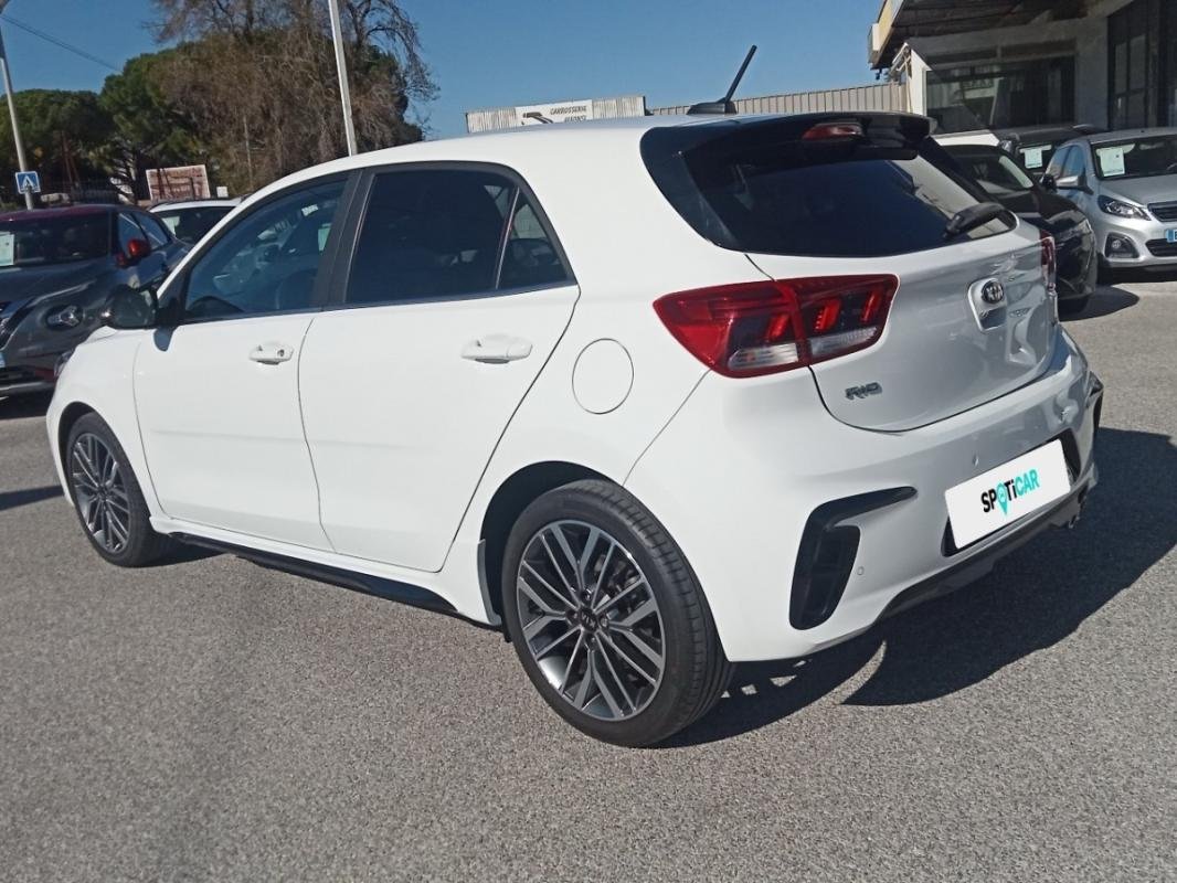 Kia Rio - Photo 49