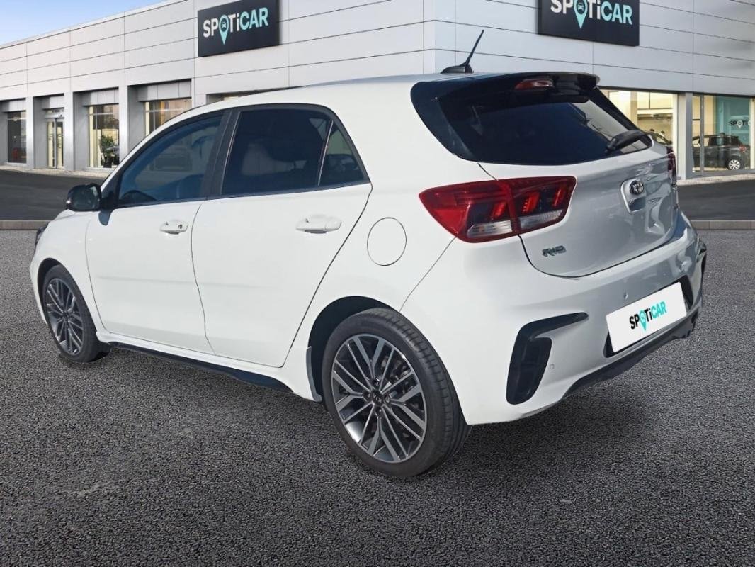 Kia Rio - Photo 7