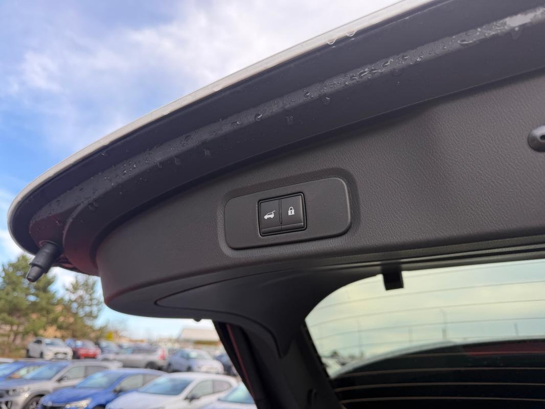 Nissan Qashqai - Photo 17