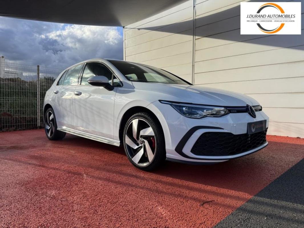 Volkswagen Golf - Photo 1