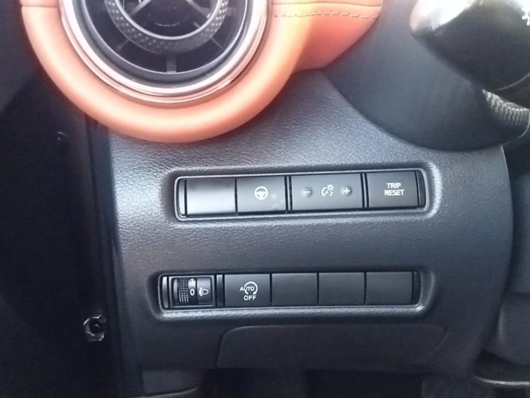 Nissan Juke - Photo 18