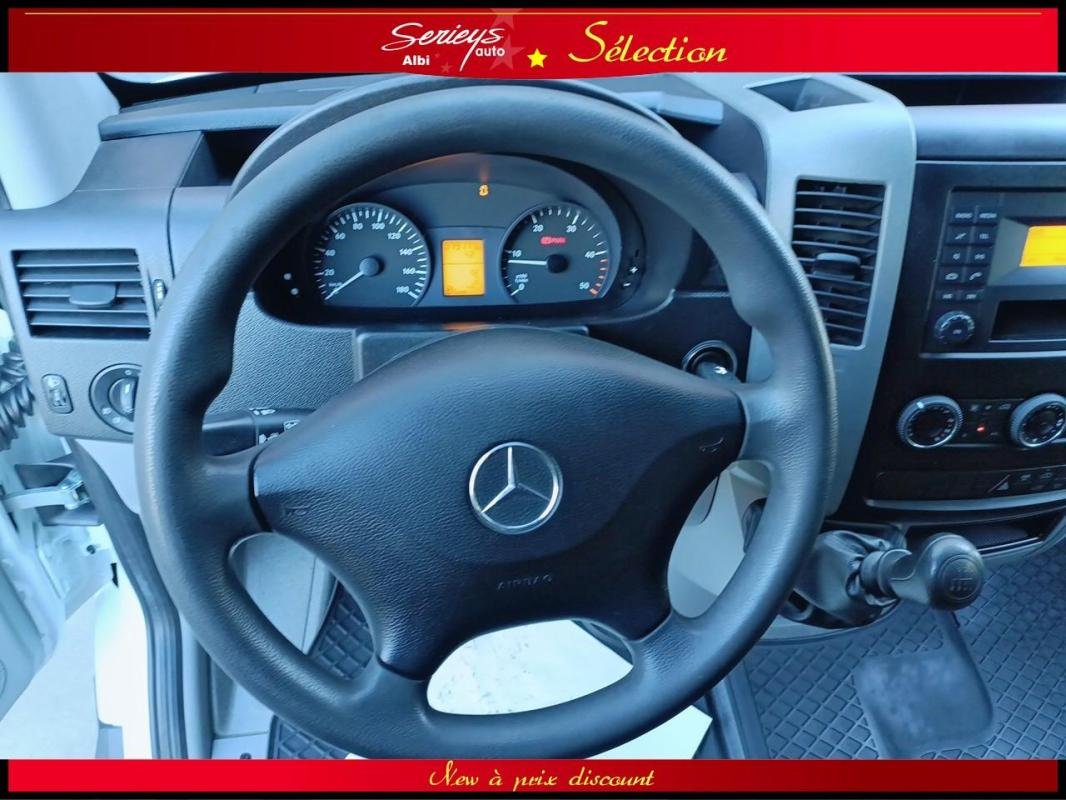 Mercedes Sprinter - Photo 14
