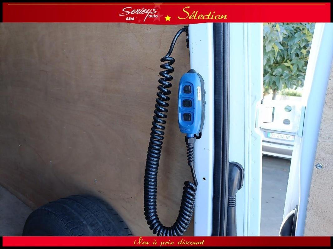 Mercedes Sprinter - Photo 21