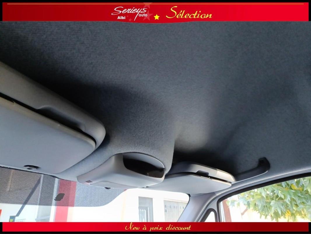 Mercedes Sprinter - Photo 25