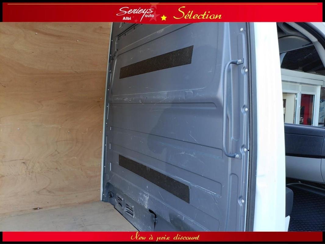 Mercedes Sprinter - Photo 33