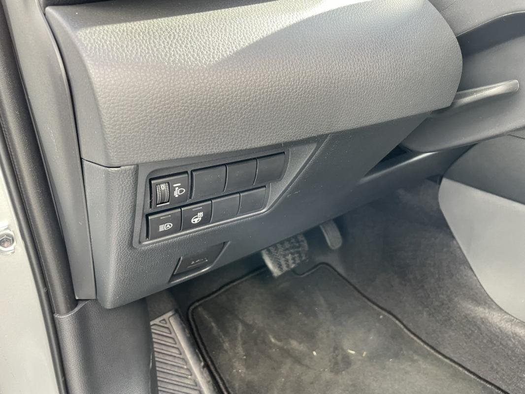 Toyota Yaris - Photo 12