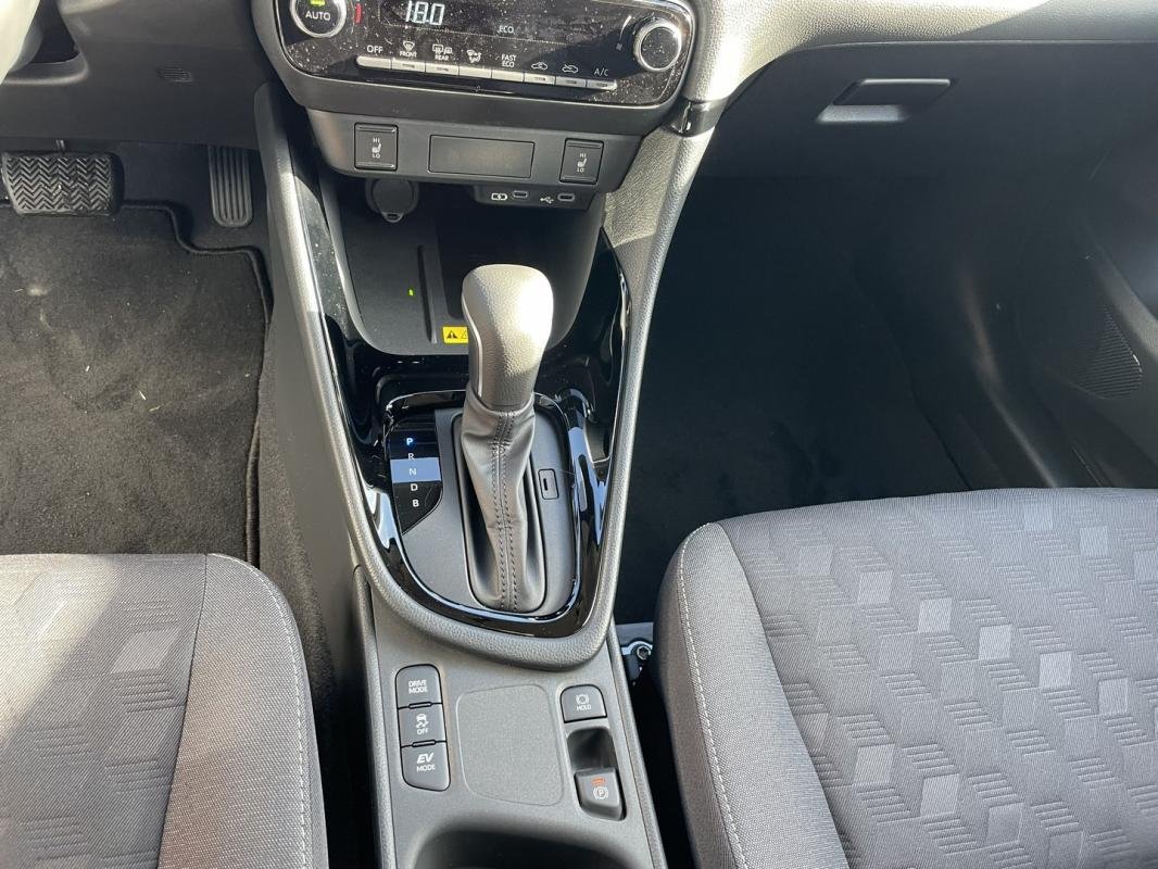 Toyota Yaris - Photo 15