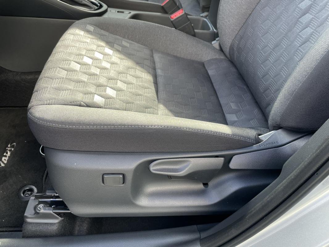 Toyota Yaris - Photo 18