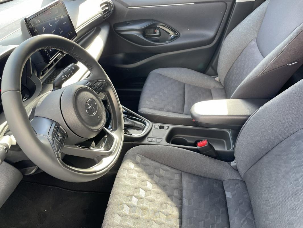 Toyota Yaris - Photo 4