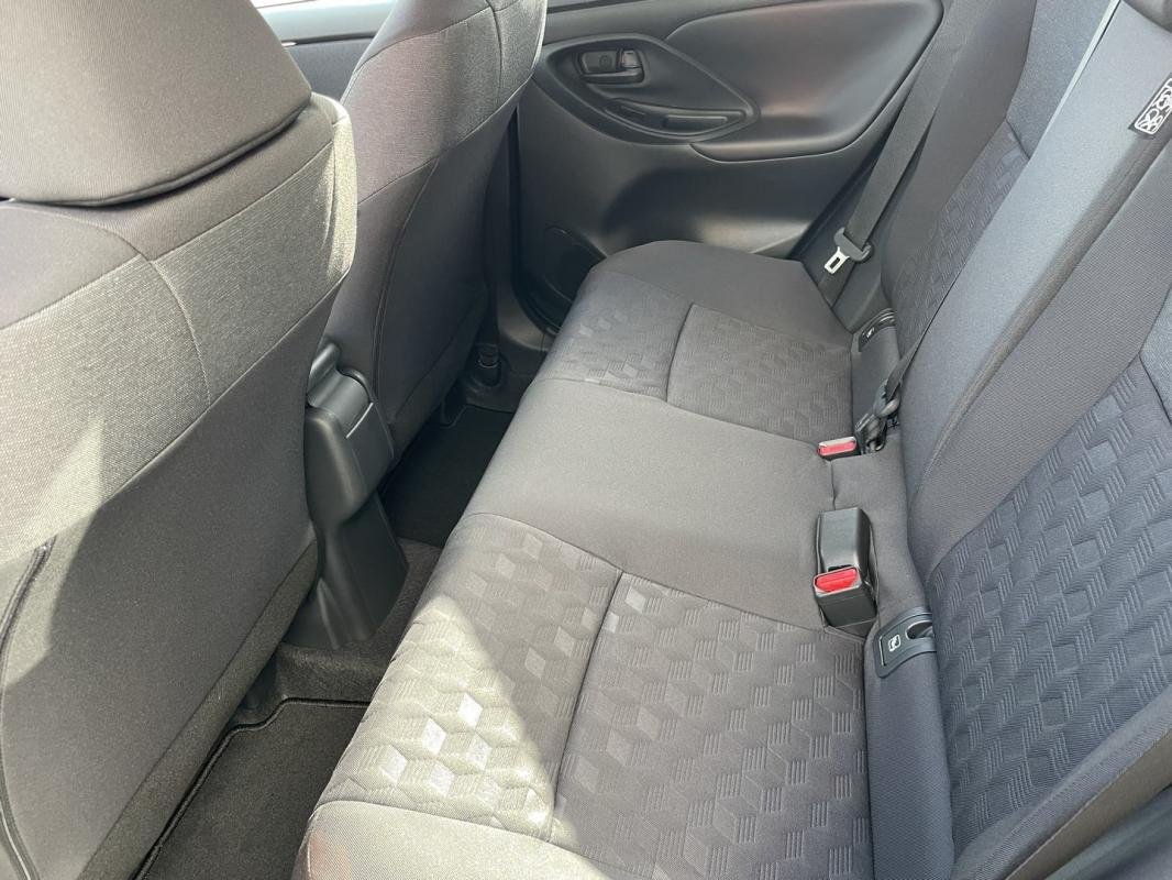 Toyota Yaris - Photo 5