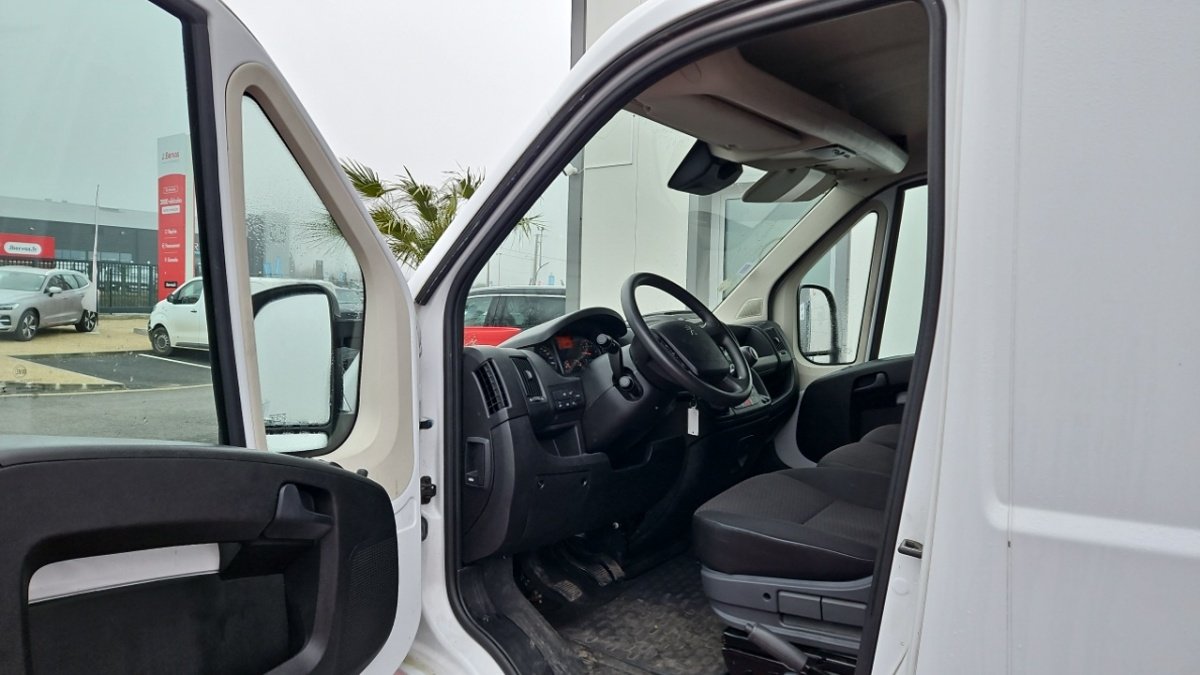 Peugeot Boxer - Photo 12