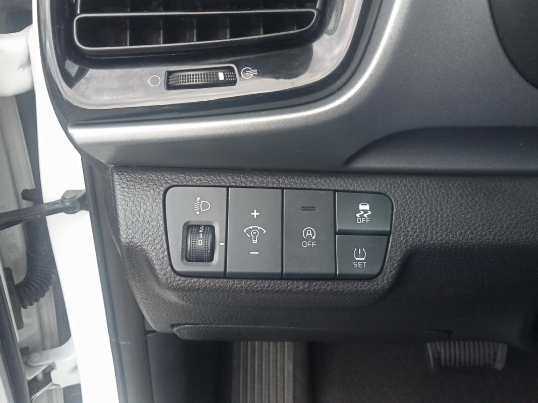 Kia Stonic - Photo 17