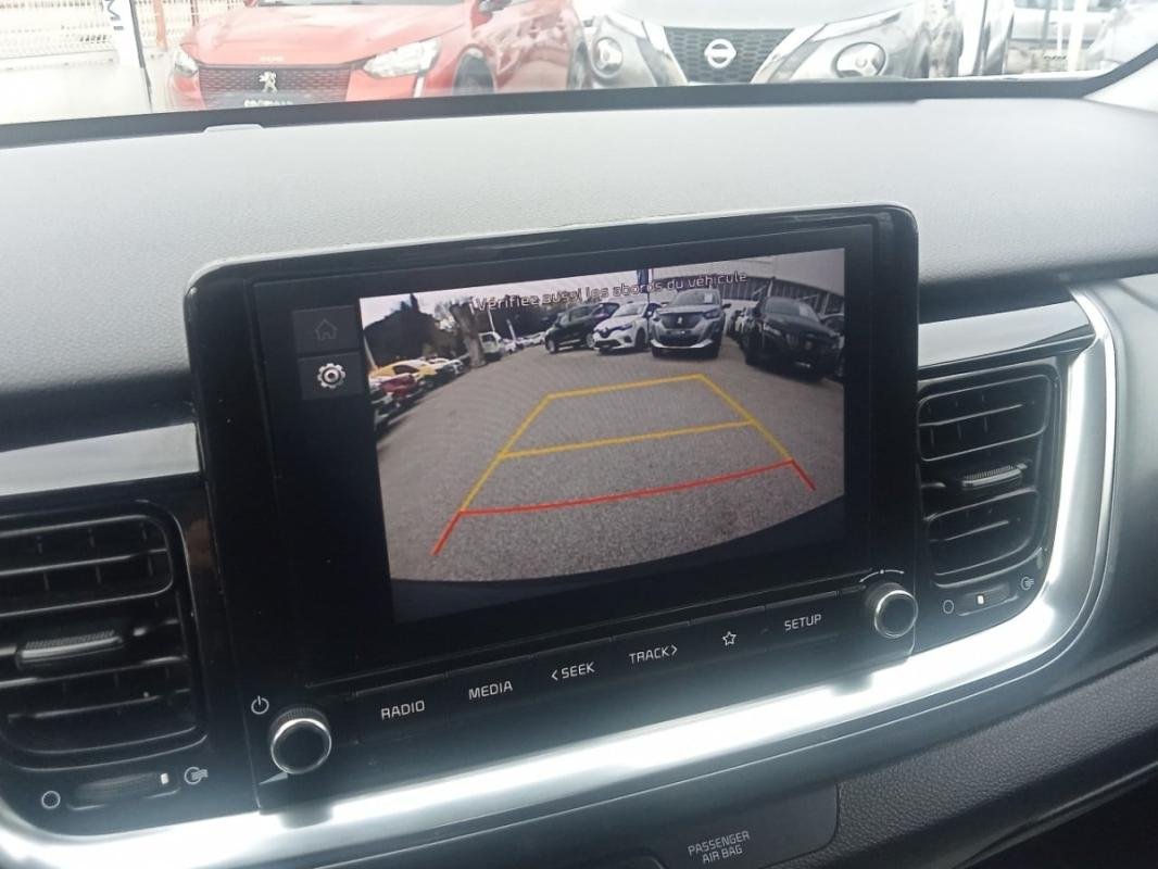Kia Stonic - Photo 21