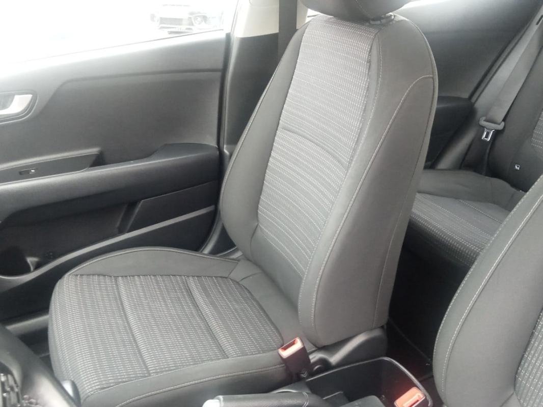 Kia Stonic - Photo 27