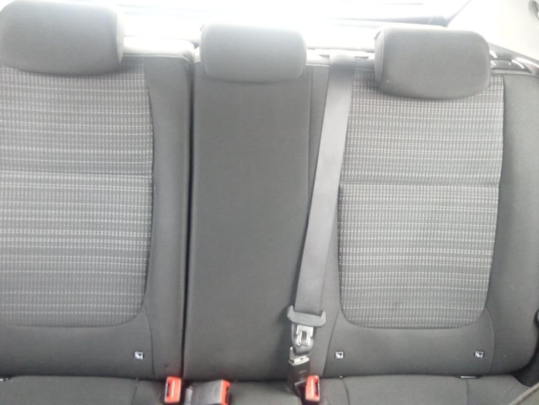 Kia Stonic - Photo 28