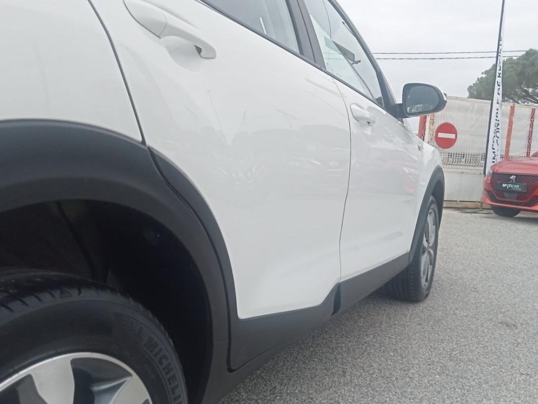 Kia Stonic - Photo 34