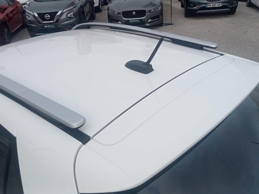 Kia Stonic - Photo 38