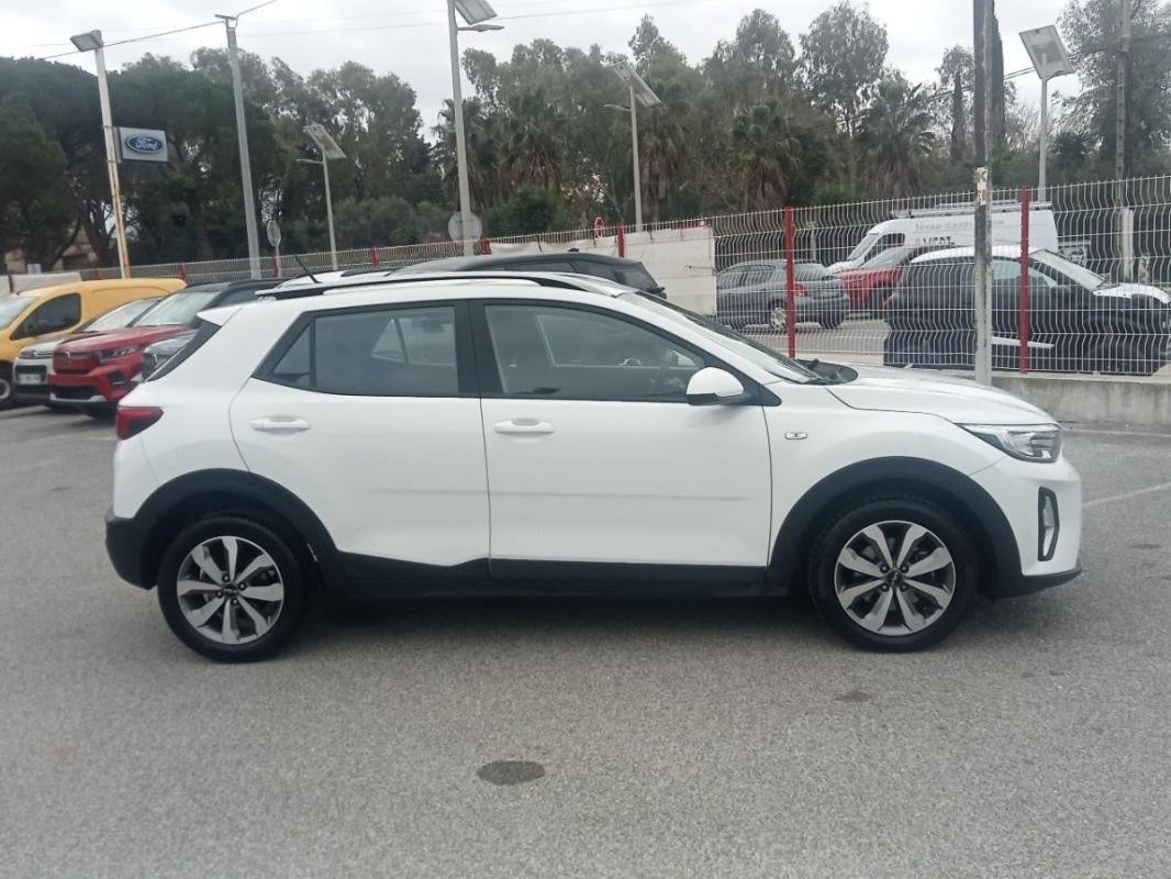 Kia Stonic - Photo 43