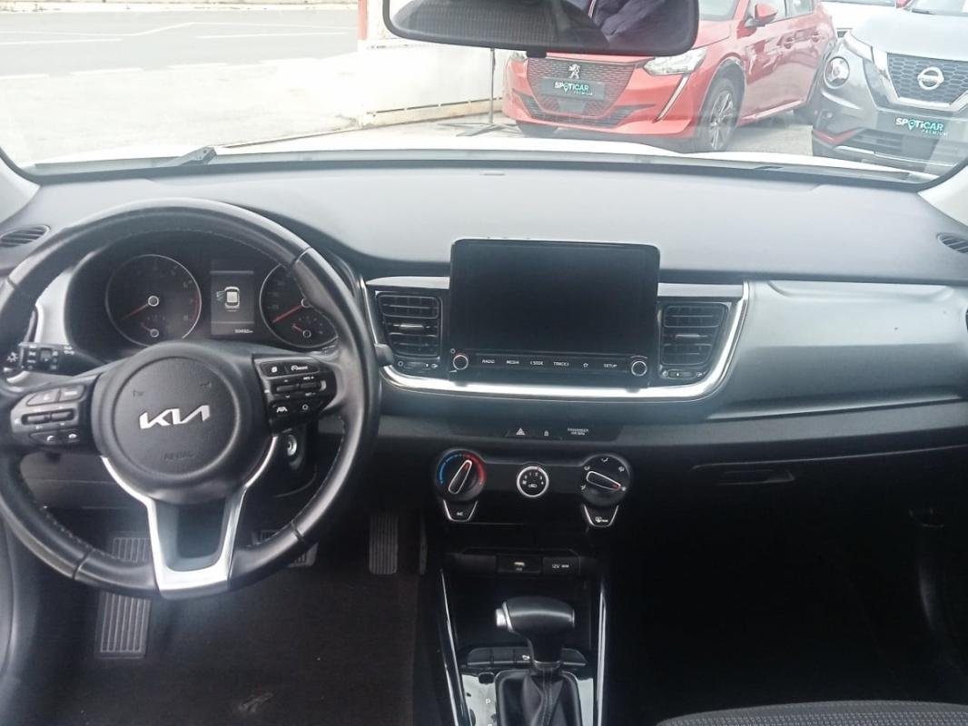 Kia Stonic - Photo 8