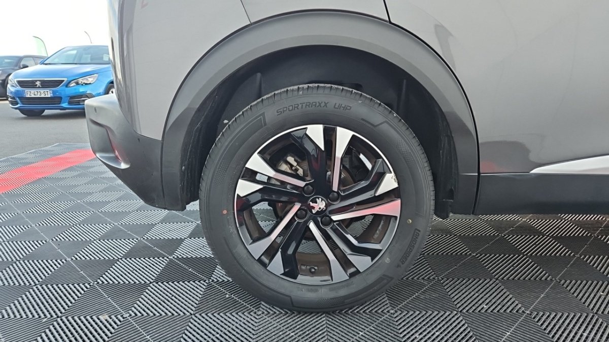 Peugeot 2008 - Photo 8