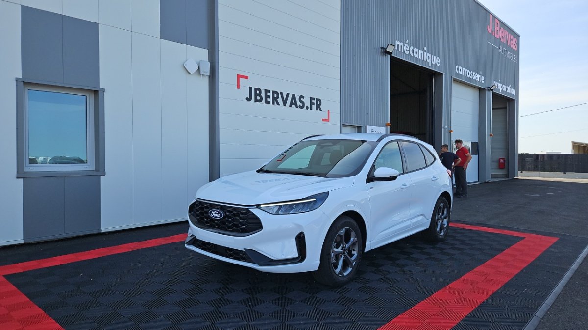 Ford Kuga - Photo 1