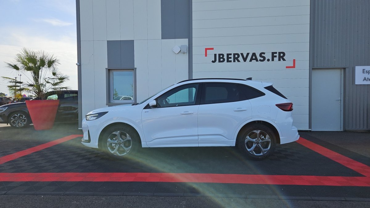 Ford Kuga - Photo 2