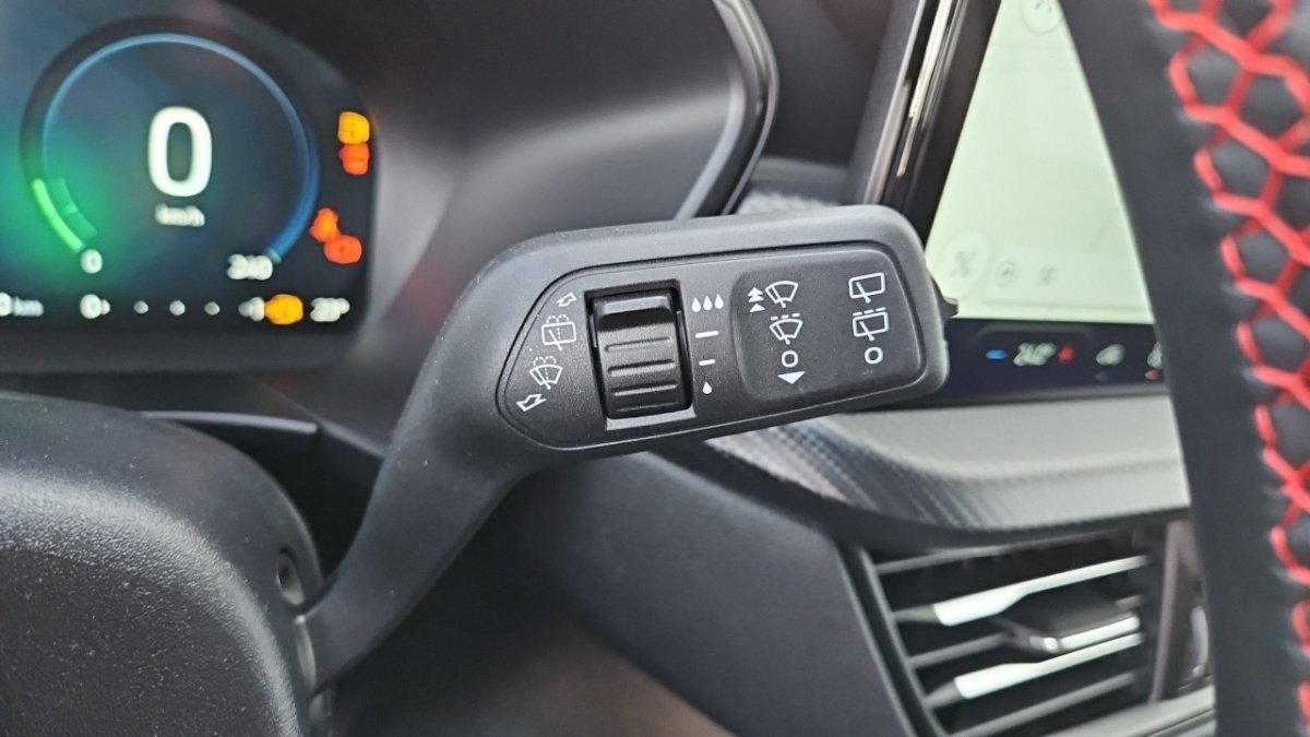 Ford Kuga - Photo 23