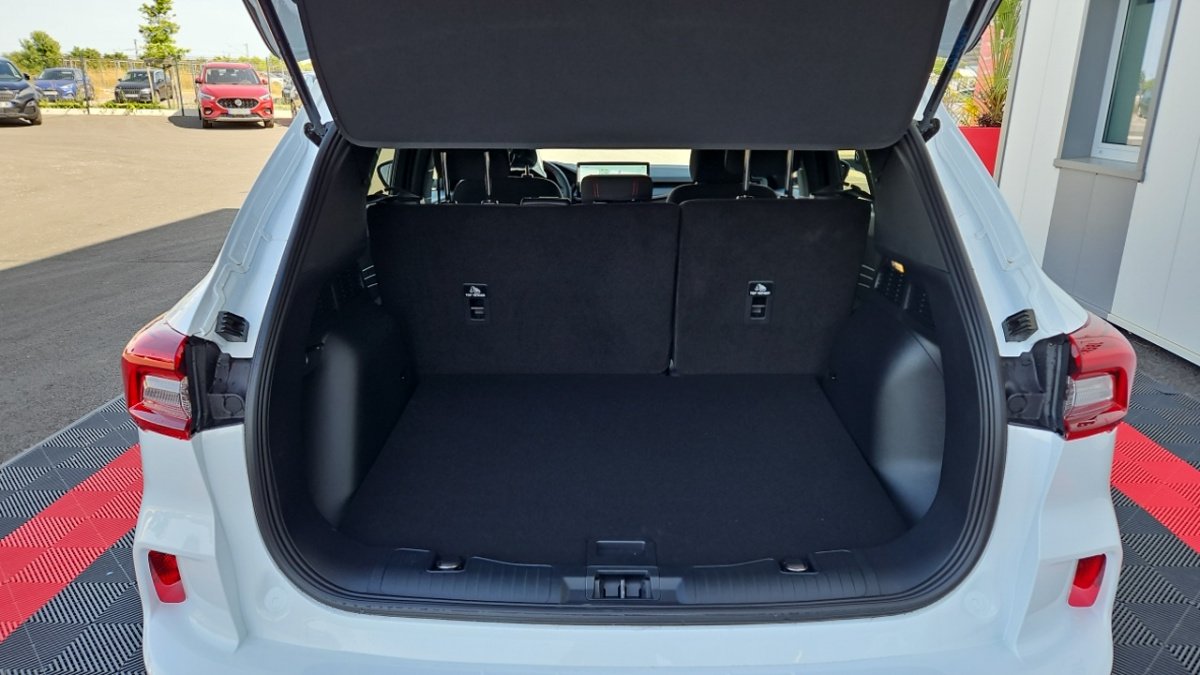 Ford Kuga - Photo 10
