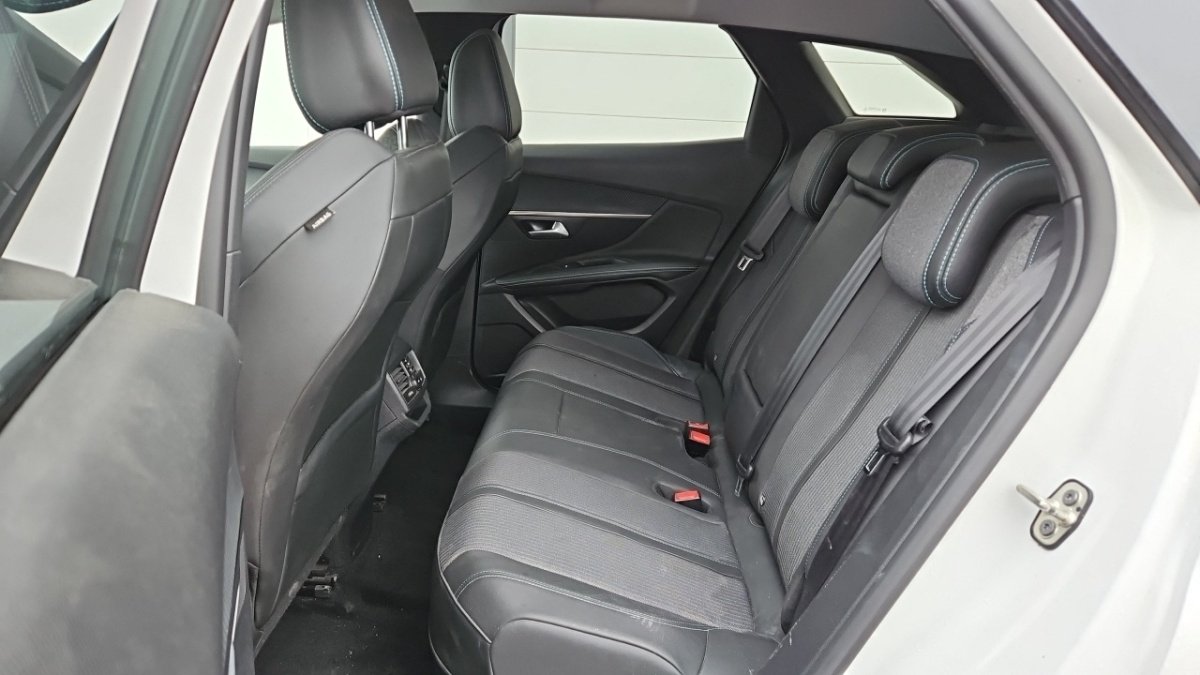 Peugeot 3008 - Photo 11