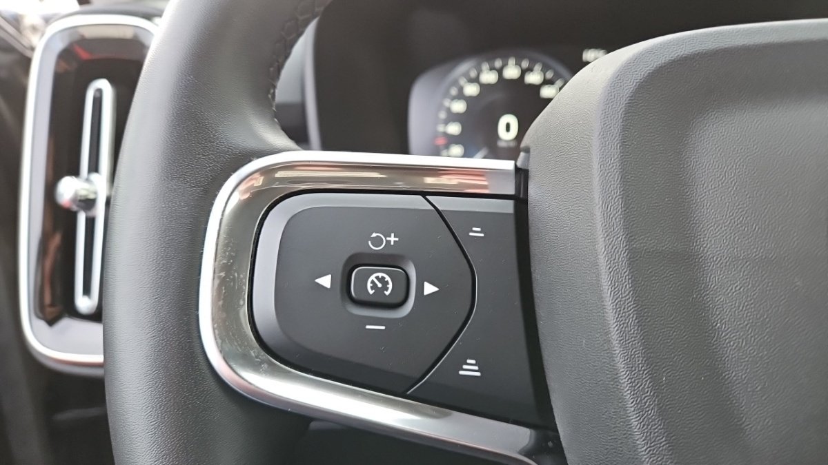 Volvo XC40 - Photo 21