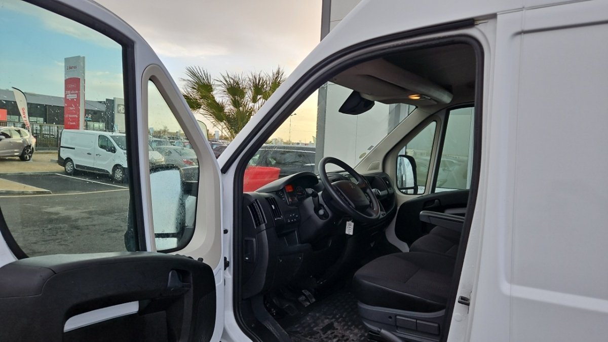 Peugeot Boxer - Photo 12