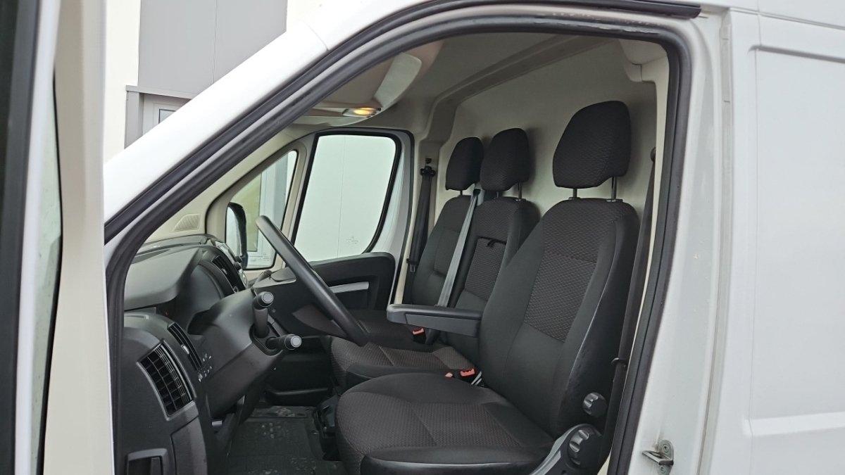 Peugeot Boxer - Photo 13