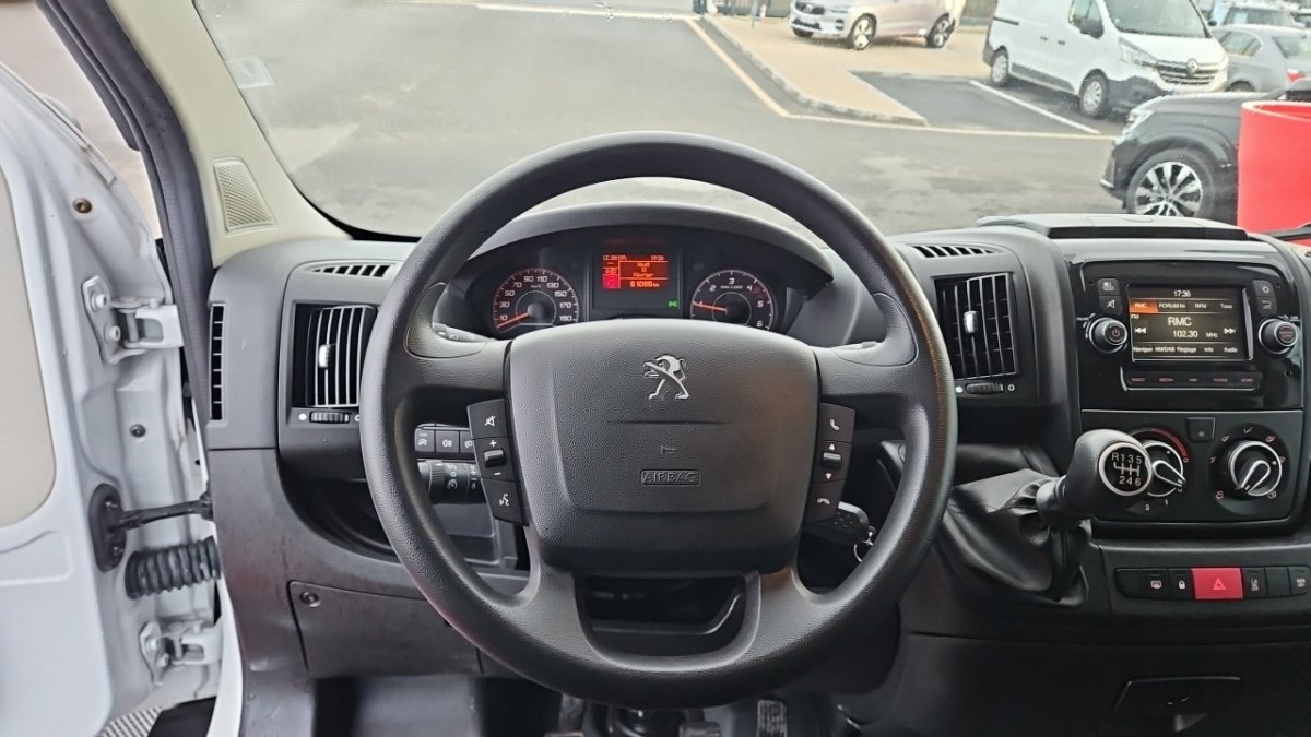 Peugeot Boxer - Photo 15