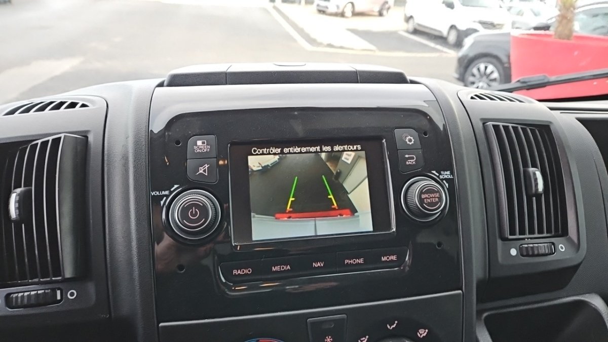 Peugeot Boxer - Photo 16