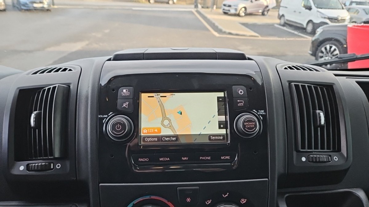 Peugeot Boxer - Photo 18